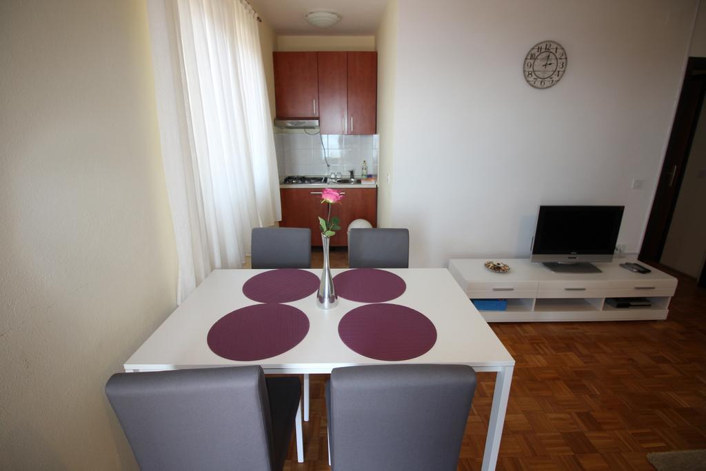 Apartments Nikola Novi Vinodolski Exterior foto